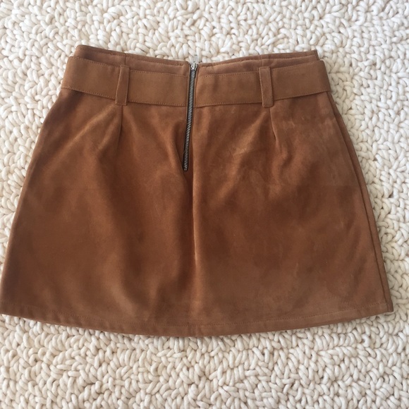 Motel Rocks Faux Suede Skirt WORN TWICE - Picture 5 of 6